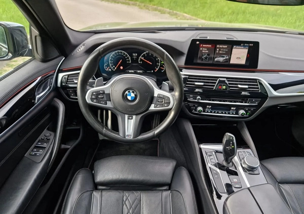 BMW Seria 5 cena 142900 przebieg: 125000, rok produkcji 2019 z Kcynia małe 596